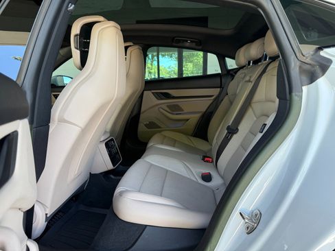 Used 2023 Porsche Taycan RWD image 30