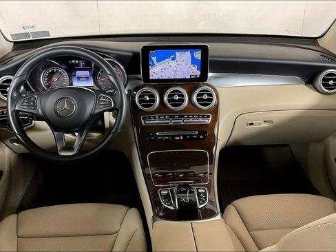 Used 2018 Mercedes-Benz GLC 300 4MATIC image 15
