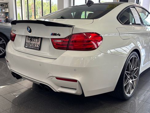 Used 2016 BMW M4 Coupe image 12