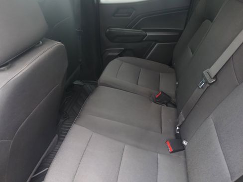 Used 2023 Chevrolet Colorado Trail Boss image 15