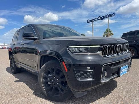 Used 2022 Jeep Grand Cherokee Overland RWD image 1