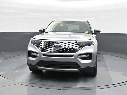 Used 2022 Ford Explorer Platinum w/ Technology Package image 8