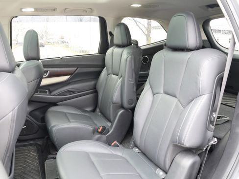 Used 2021 Subaru Ascent Touring w/ Popular Package #2A image 38