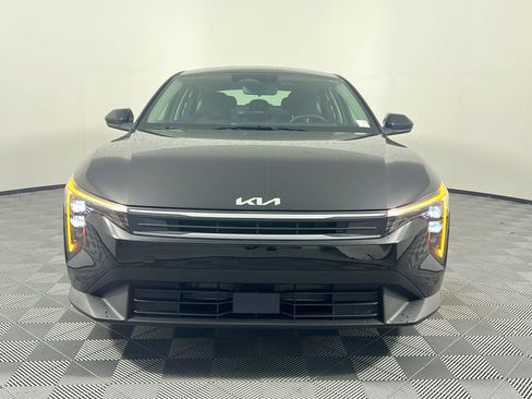 New 2026 Kia K4 LXS image 9