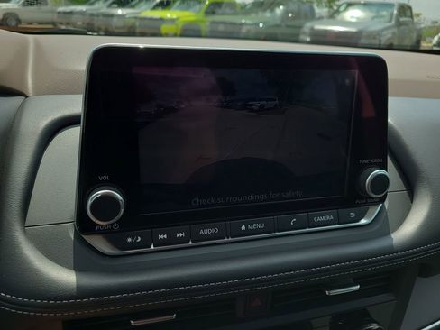 Certified 2023 Nissan Rogue S FWD image 20