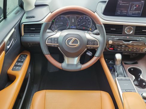 Used 2021 Lexus RX 350 FWD w/ Premium Package image 16