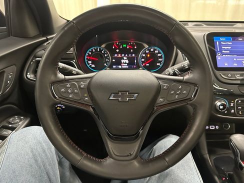 Certified 2022 Chevrolet Equinox RS w/ RS Leather Package image 25