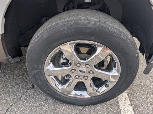 Used 2022 Ford F150 Lariat w/ Equipment Group 502A High image 11