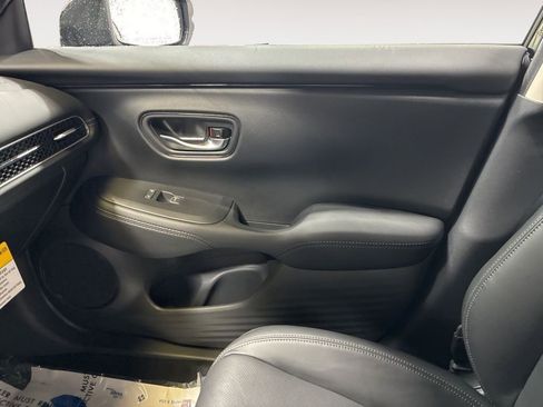 New 2026 Honda HR-V EX-L image 16