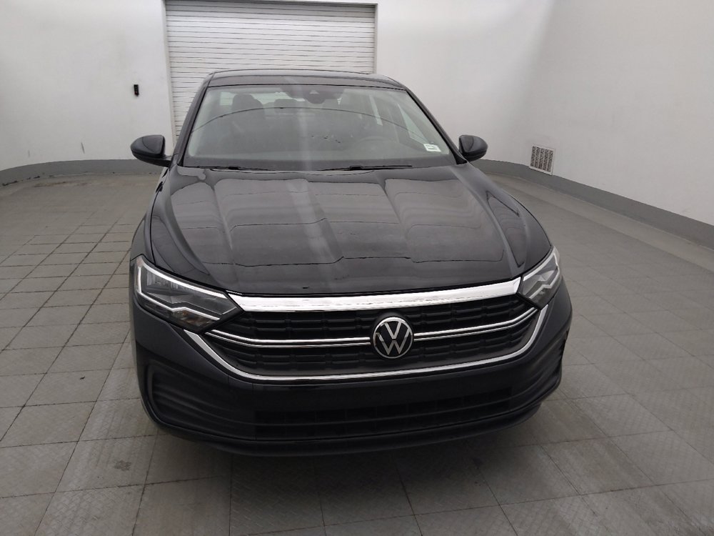 Used 2024 Volkswagen Jetta SE w/ Panoramic Sunroof Package FWD image 14