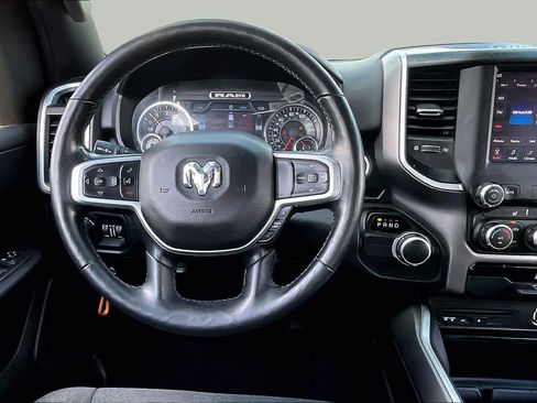 Used 2019 RAM 1500 Big Horn RWD image 6