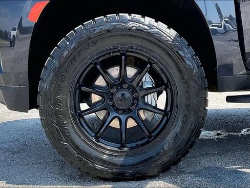 Used 2023 Chevrolet Tahoe RST w/ Sport Performance Package AWD/4WD image 35