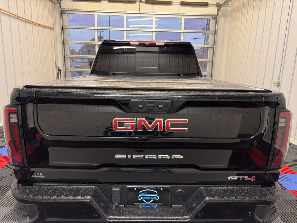 Used 2024 GMC Sierra 2500 AT4 w/ AT4 Preferred Package AWD/4WD image 5