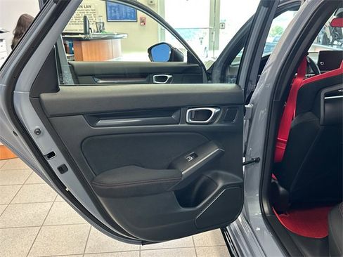 Used 2024 Honda Civic Type R image 18