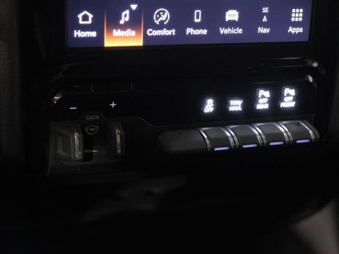 Used 2025 RAM 2500 Big Horn AWD/4WD image 26