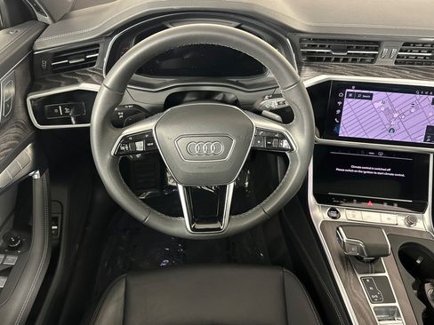 Used 2025 Audi A6 Premium Plus w/ Premium Plus Package AWD/4WD image 13
