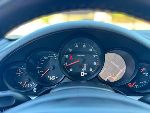 Used 2016 Porsche 911 Carrera image 21