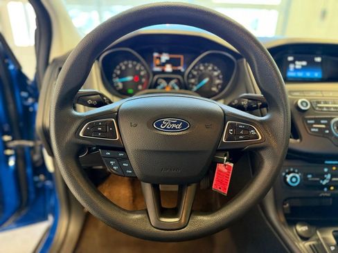 Used 2018 Ford Focus SE image 18