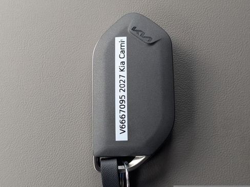 New 2027 Kia Carnival LX FWD image 34