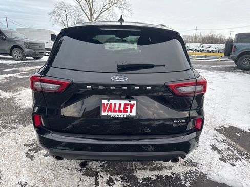 Used 2023 Ford Escape ST-Line w/ Tech Pack #1 image 11