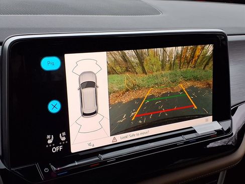 New 2026 Volkswagen Atlas Cross Sport SE image 16