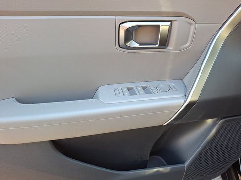 New 2027 Kia Seltos LX FWD image 5