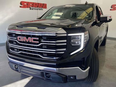 Used 2025 GMC Sierra 1500 SLT image 7
