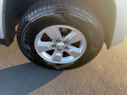 Used 2012 Jeep Liberty Sport w/ Popular Equipment Group image 11