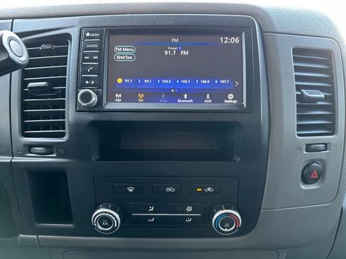 Used 2021 Nissan NV 2500 SV image 22