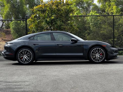 Certified 2022 Porsche Taycan 4S AWD/4WD image 11