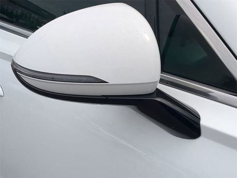 New 2026 Genesis Electrified GV70 image 24