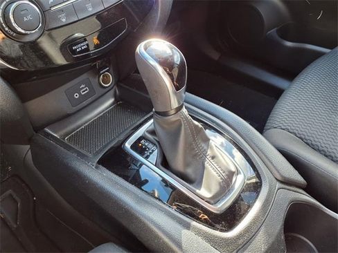 Certified 2021 Nissan Rogue Sport S image 8