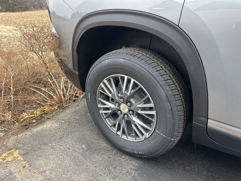 New 2026 Chevrolet Traverse LT image 7