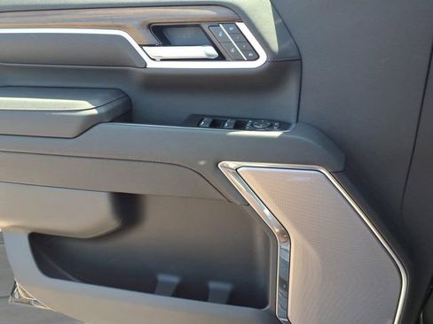 New 2026 Chevrolet Silverado 2500 High Country w/ High Country Premium Package AWD/4WD image 13