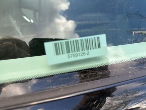 Used 2025 Hyundai Santa Fe SEL image 10