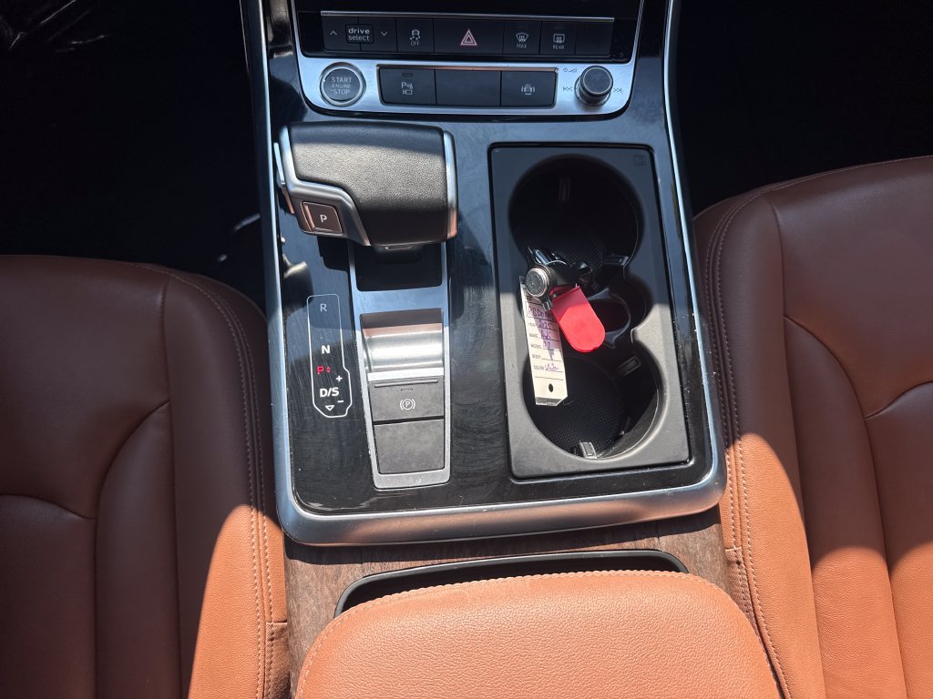 Used 2025 Audi Q7 3.0T Premium Plus AWD/4WD image 21