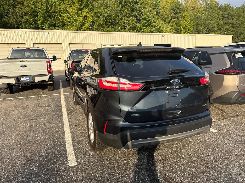 Used 2024 Ford Edge SEL w/ Convenience Package AWD/4WD image 13