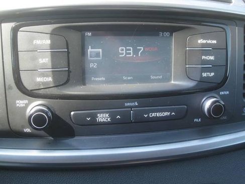Used 2016 Kia Sorento EX AWD/4WD image 24