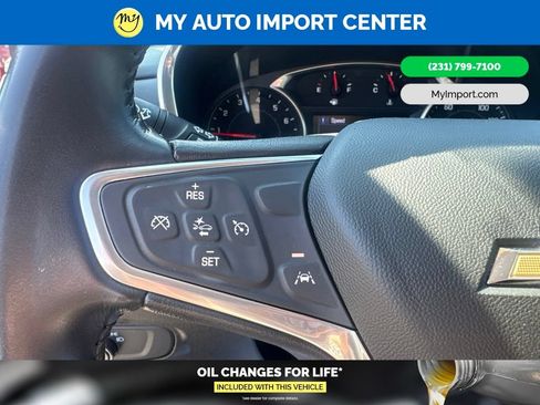 Used 2022 Chevrolet Equinox LT w/ Driver Convenience Package AWD/4WD image 17