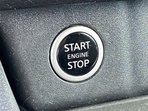 Certified 2023 Nissan Rogue S image 27