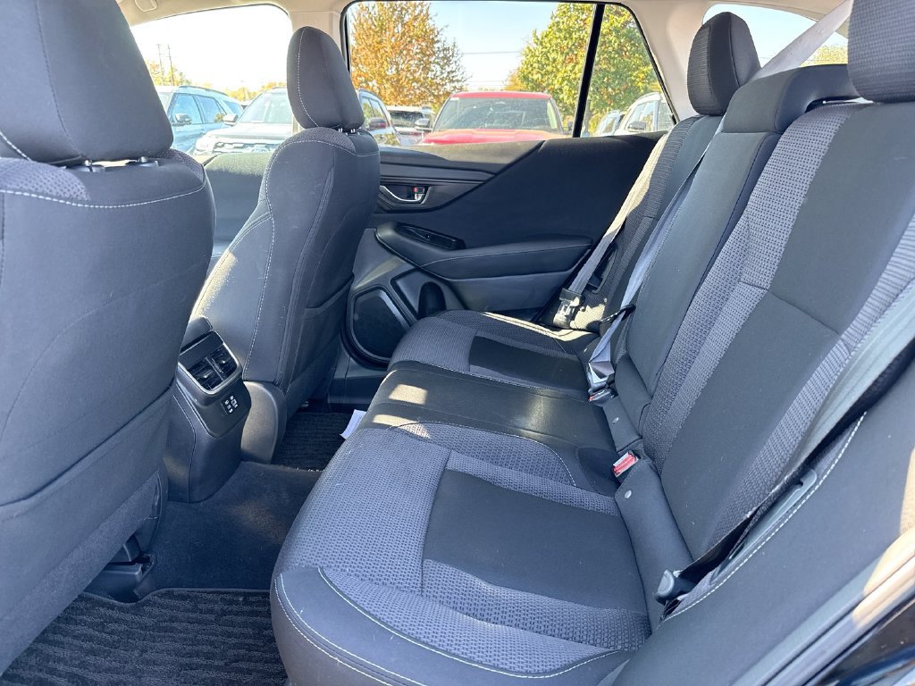 Used 2024 Subaru Outback Premium AWD/4WD image 22