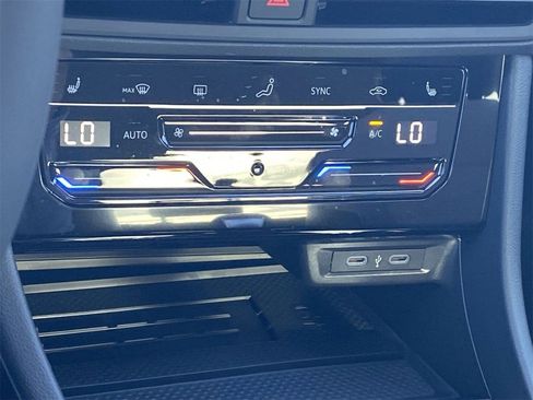 New 2026 Volkswagen Jetta SE image 24