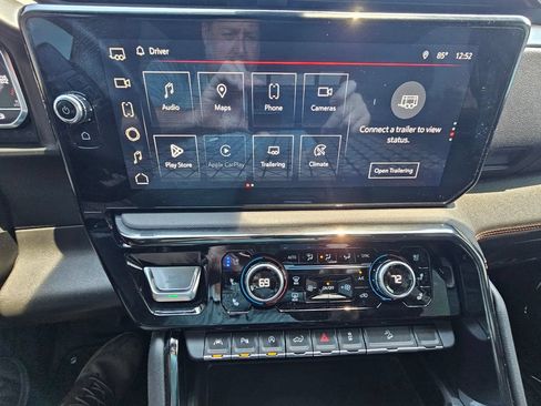 Used 2024 GMC Sierra 1500 AT4 w/ Technology Package AWD/4WD image 25