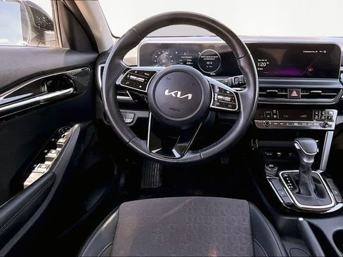 Used 2024 Kia Seltos S FWD image 5