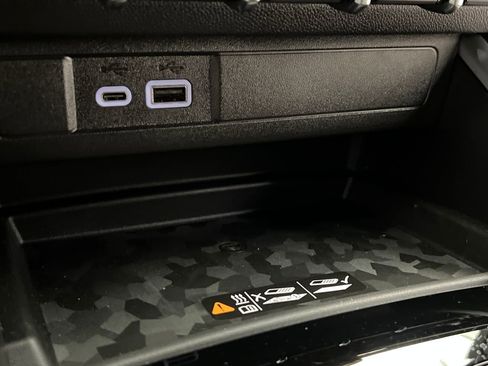 Used 2026 Chevrolet Colorado Z71 AWD/4WD image 44