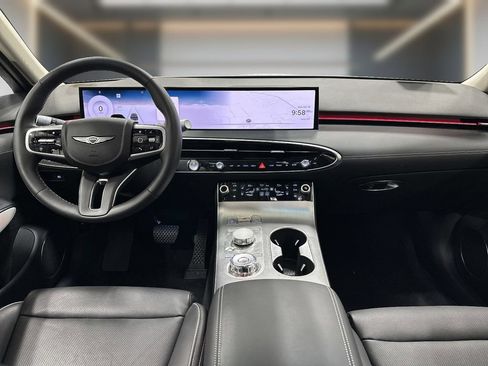 Certified 2026 Genesis GV70 2.5T Advanced AWD/4WD image 13
