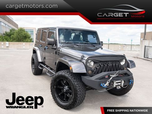 Used 2017 Jeep Wrangler Unlimited Sahara w/ Connectivity Group AWD/4WD image 1