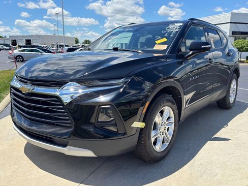 Used 2021 Chevrolet Blazer LT FWD image 3