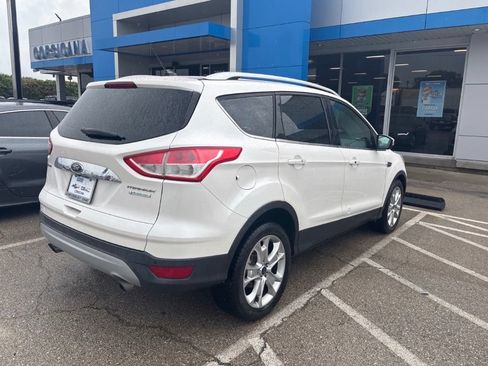 Used 2014 Ford Escape Titanium w/ Equipment Group 401A FWD image 4