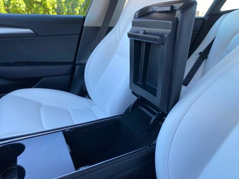 Used 2023 Tesla Model 3 Standard Range image 49